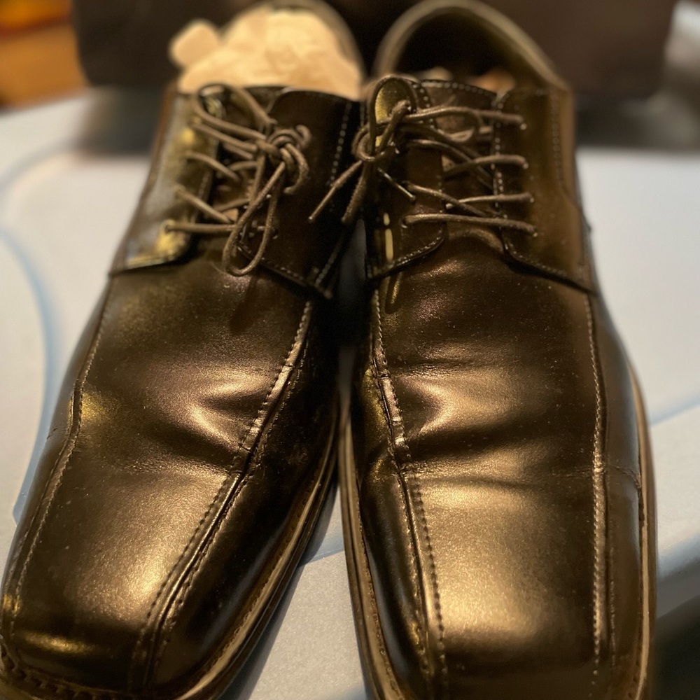 Bass shoes size 13